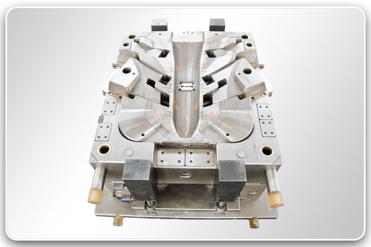 3-1 Automozioko piezen plastikozko injekzio moldea